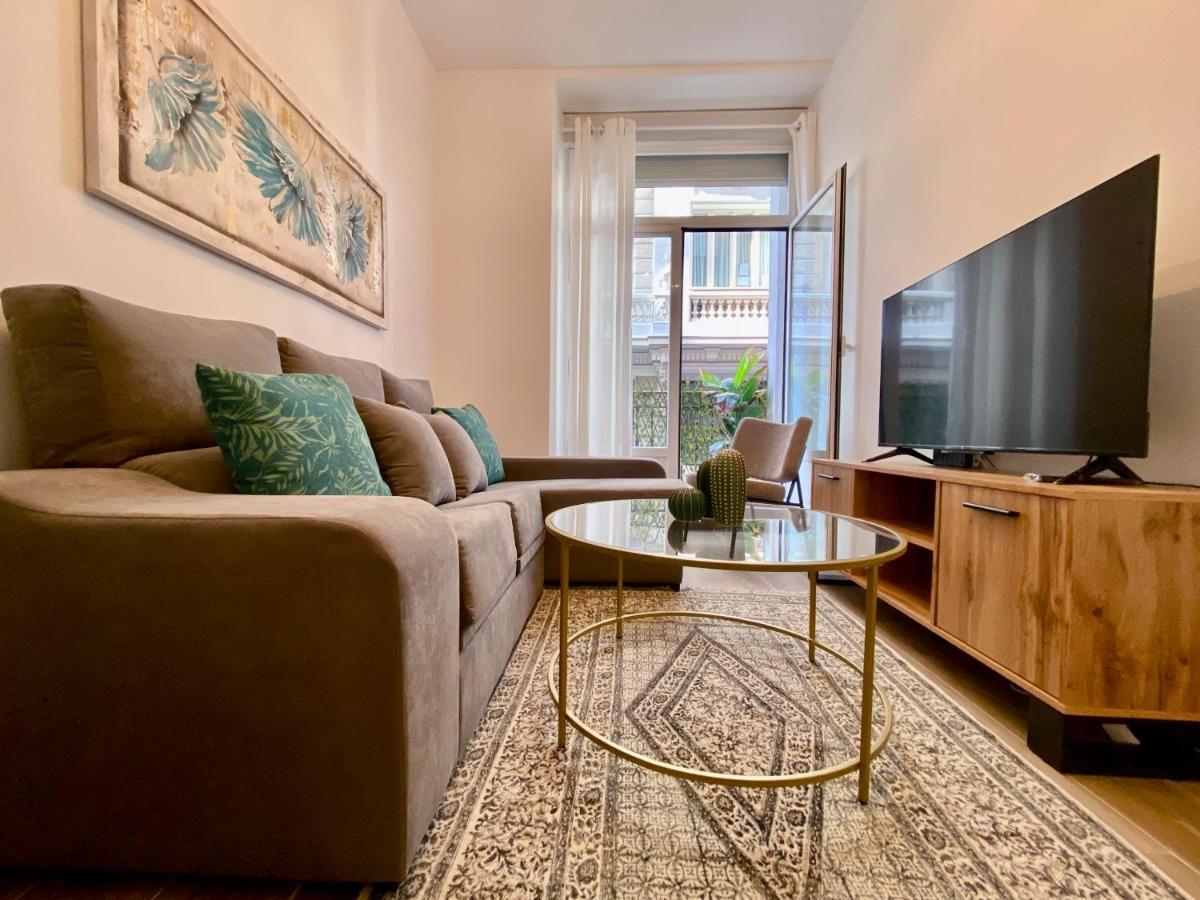 Charming Gran Via Madrid Apartment Exterior photo